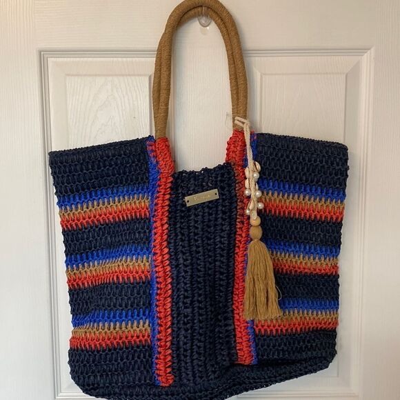 Escape- woven beach bag with shell tassel - navy blue and red - Picture 1 of 9